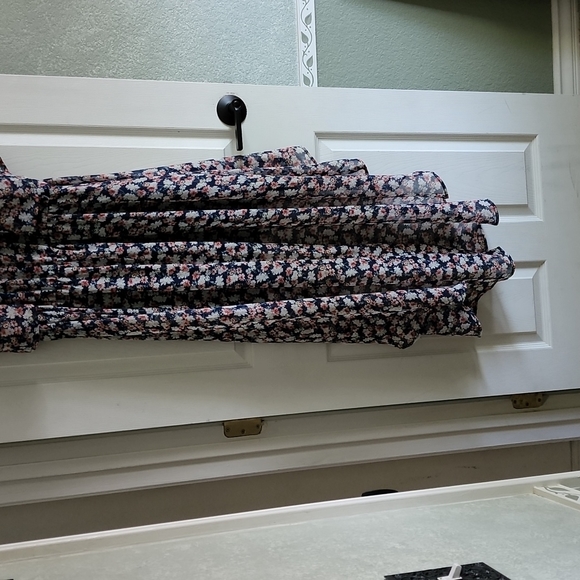 Lily Rose Hi -lo cold shoulder dress Sz 1x - Picture 12 of 12